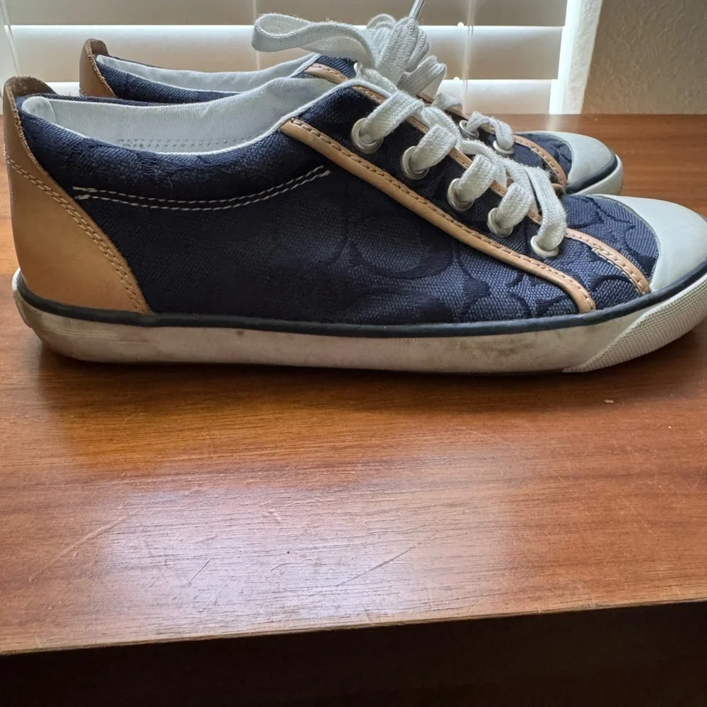 Coach Navy and Tan Sneakers women’s sized 6